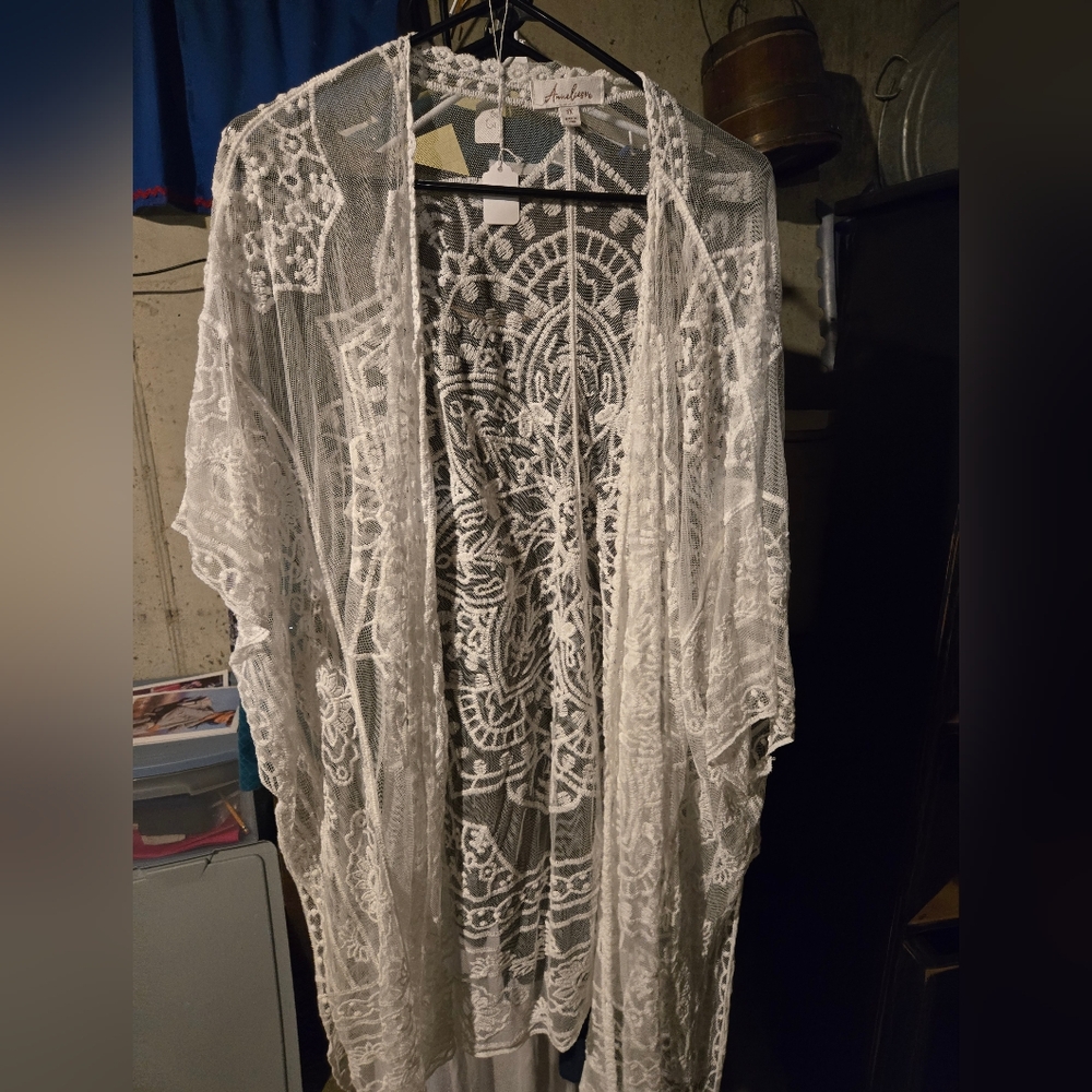 Bohemian white lace kimono wrap
